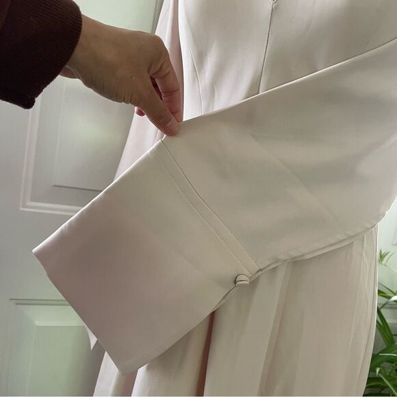 NWT ZARA Bloggers Fav Voluminous V-Neck Cream Midi Women's Dress (Size S) - Picture 7 of 10